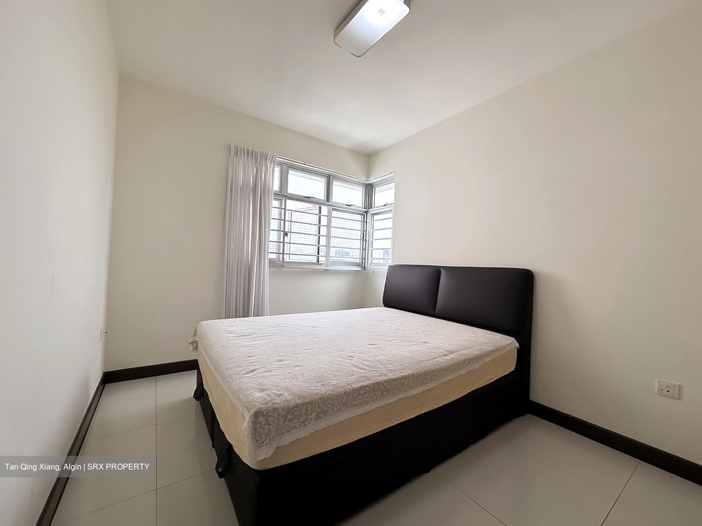 Blk 292C Skypeak @ Bukit Batok (Bukit Batok), HDB 5 Rooms #585829211